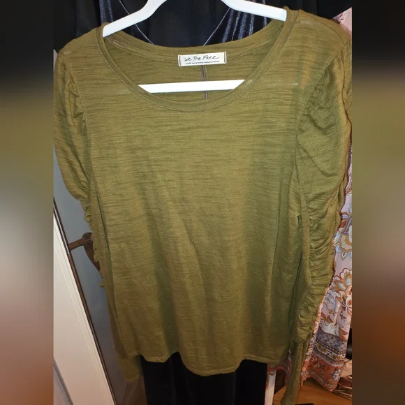 We The Free Natasha Ruched Long Sleeve Top Olive Green Size Large - Picture 1 of 4